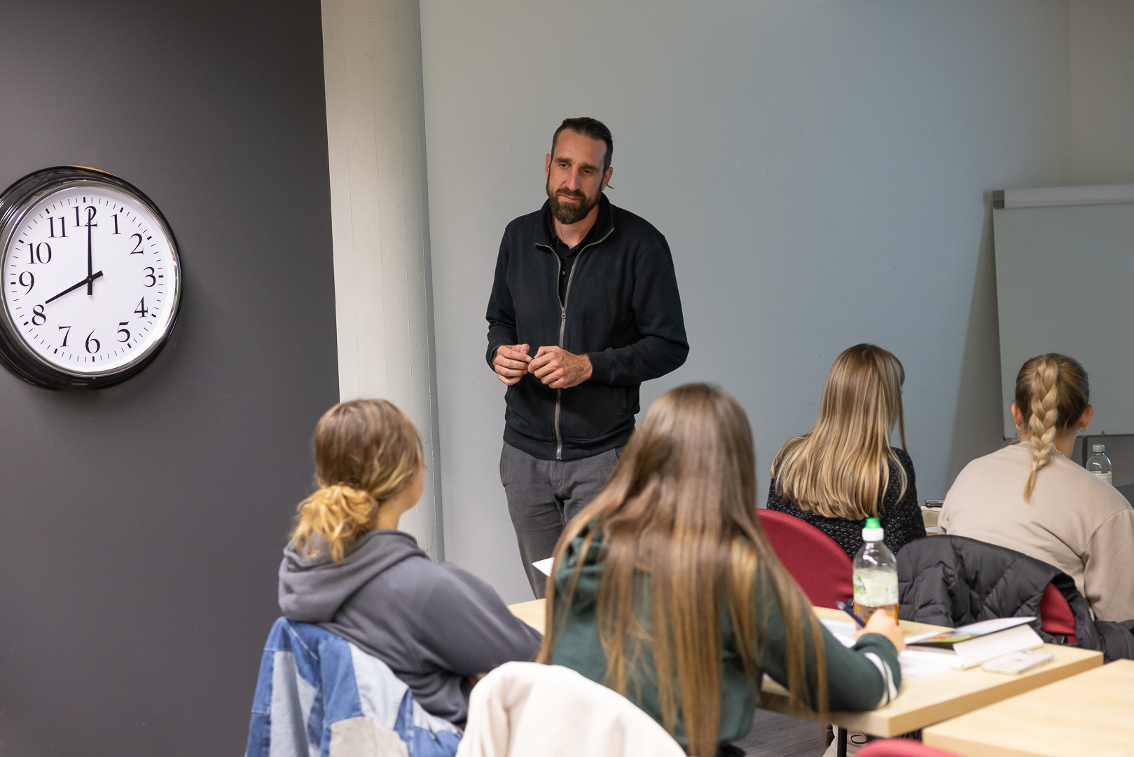 Verkehrskunde Mit Tobias Blaettler Aarefahrschule Solothurn